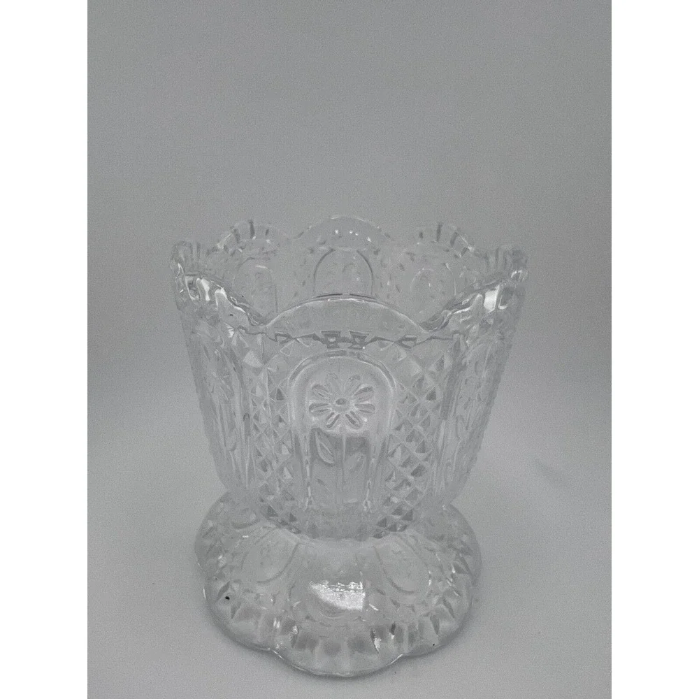 Vintage Avon Fostoria Floral Clear Glass‎ Scalloped Edges Footed Candle Holder